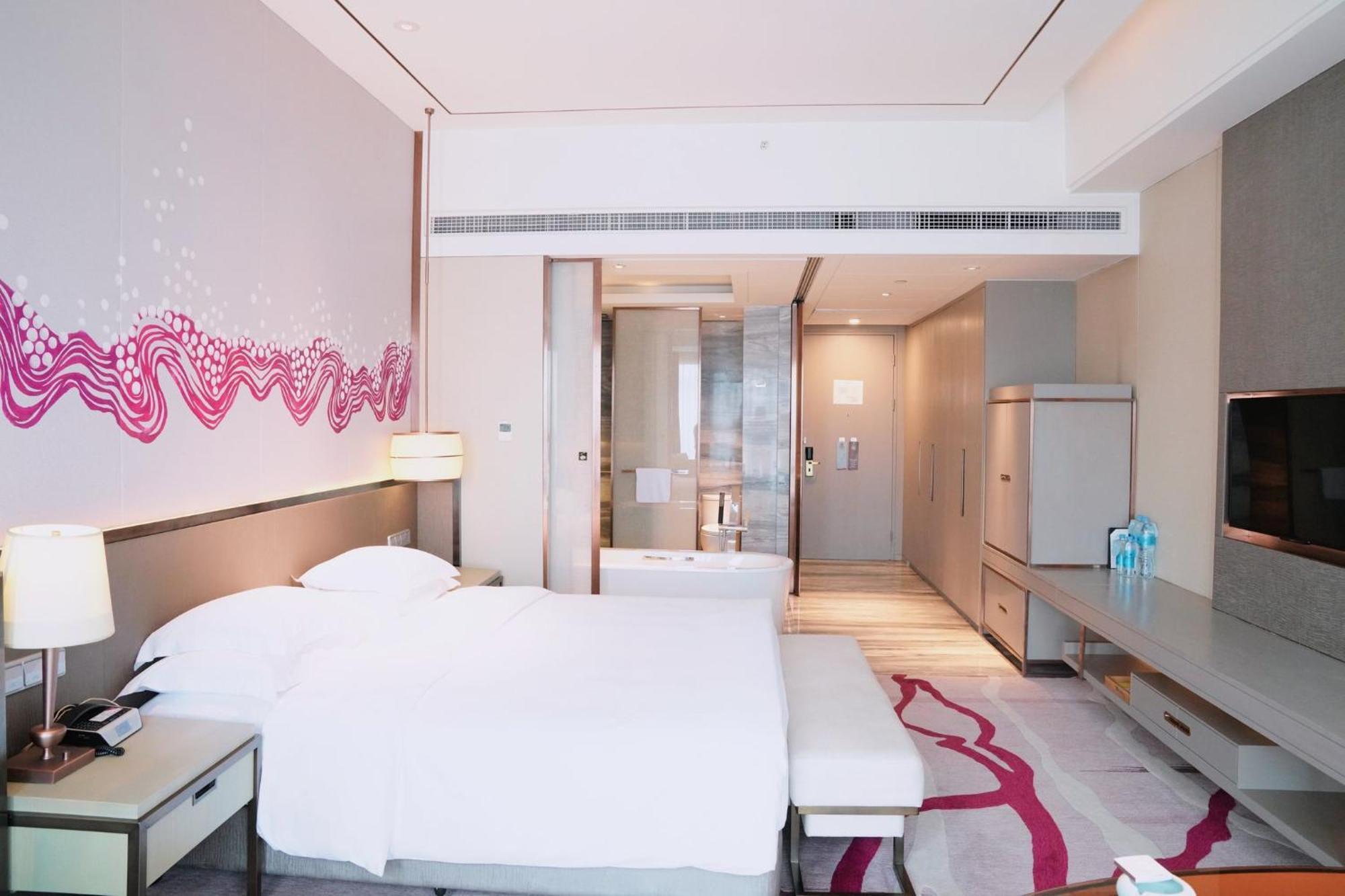 คราวน์ พลาซา อี้ปิน Hotel อี๋ปิน ภายนอก รูปภาพ