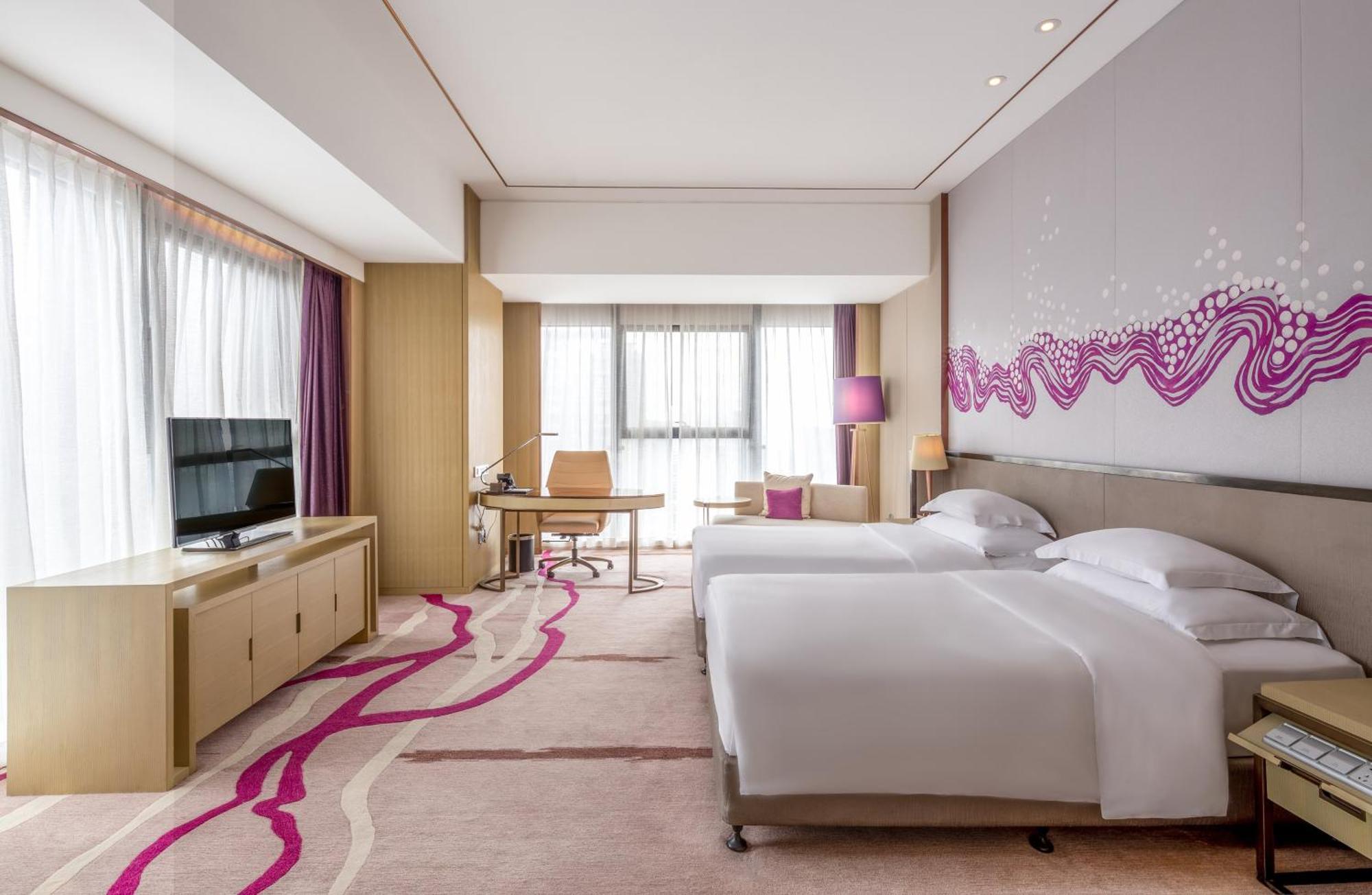 คราวน์ พลาซา อี้ปิน Hotel อี๋ปิน ภายนอก รูปภาพ