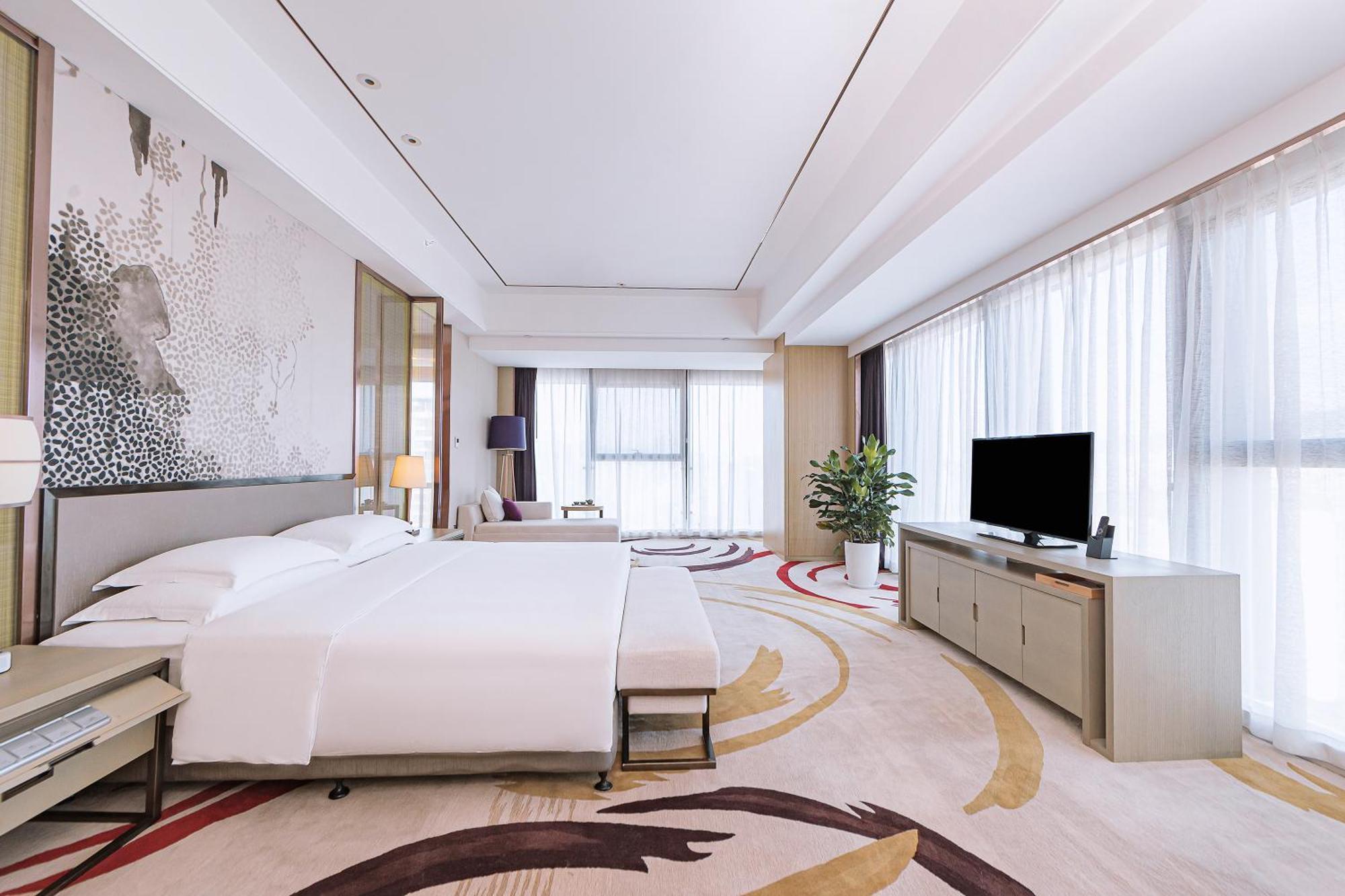 คราวน์ พลาซา อี้ปิน Hotel อี๋ปิน ภายนอก รูปภาพ